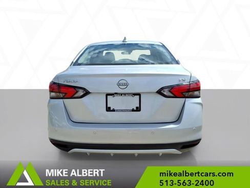 Used 2023 Nissan Versa SV FWD image 6