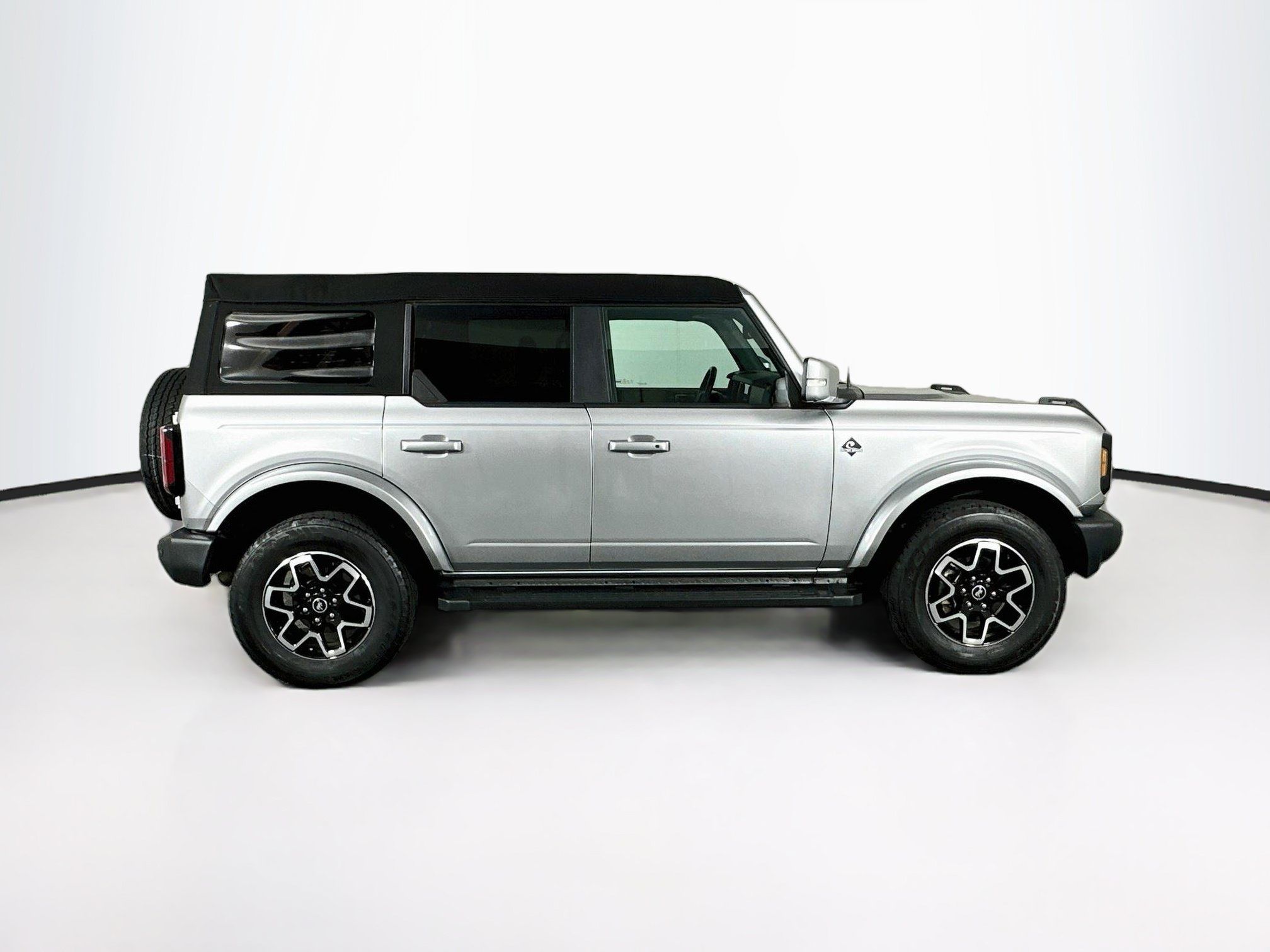 Used 2023 Ford Bronco Outer Banks AWD/4WD image 10