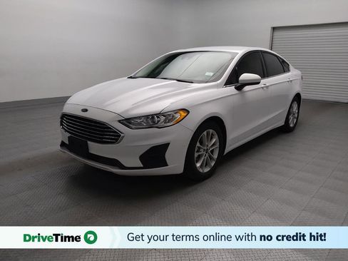 Used 2020 Ford Fusion SE image 1