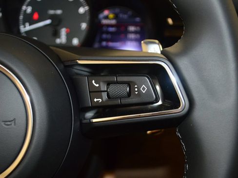 New 2026 Porsche Macan AWD/4WD image 23