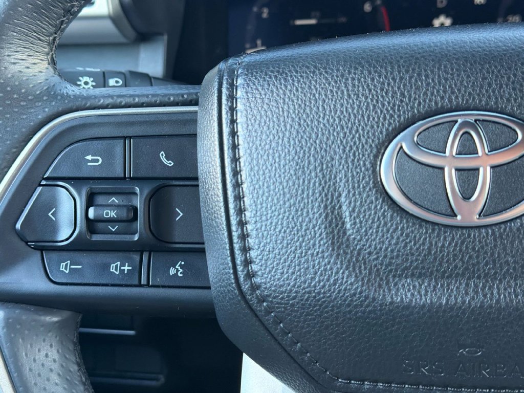 Certified 2025 Toyota 4Runner TRD Off-Road Premium AWD/4WD image 12