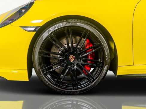 Used 2015 Porsche 911 Turbo w/ Sport Chrono Package image 21