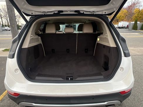 Used 2017 Lincoln MKC Select w/ Select Plus Package image 10
