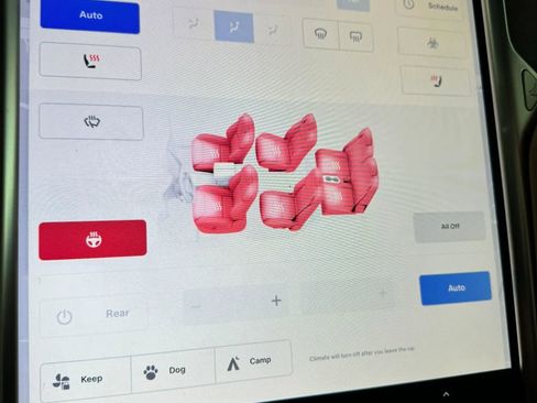 Used 2017 Tesla Model X 90D image 40