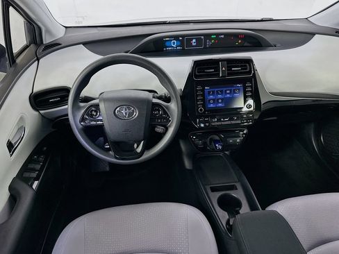 Used 2022 Toyota Prius LE FWD image 21