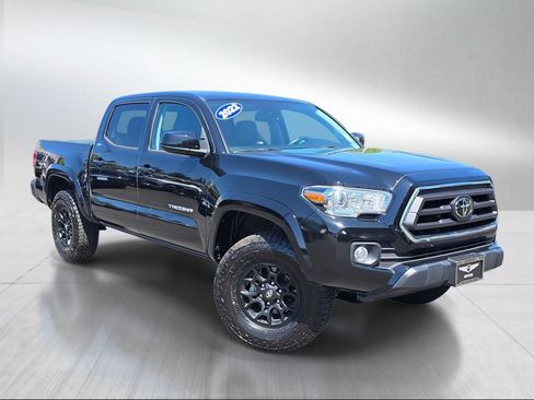 Used 2022 Toyota Tacoma SR5 AWD/4WD image 1