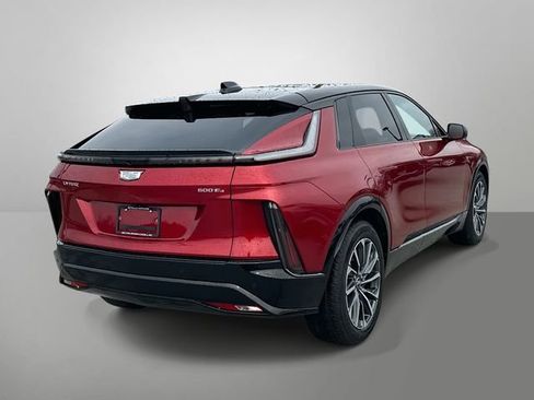 Used 2025 Cadillac Lyriq Sport image 26