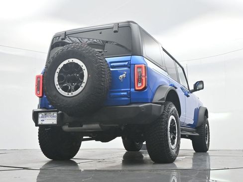 Used 2024 Ford Bronco Outer Banks w/ Sasquatch Package AWD/4WD image 39