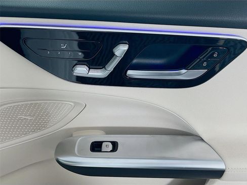 New 2026 Mercedes-Benz C 300 4MATIC Sedan image 30
