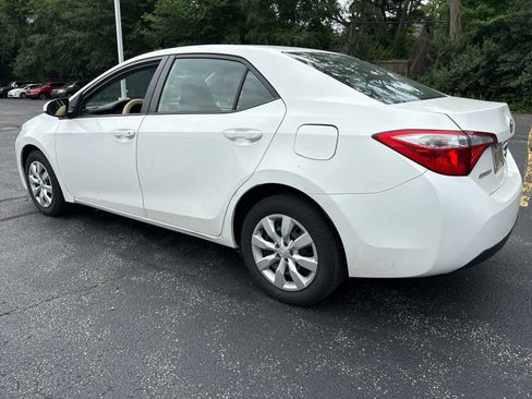 Used 2015 Toyota Corolla LE FWD image 5