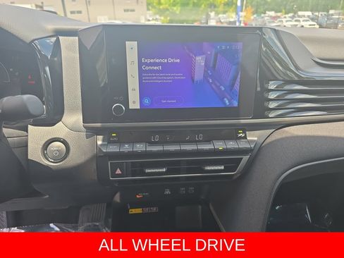 Used 2025 Toyota Camry LE AWD/4WD image 20