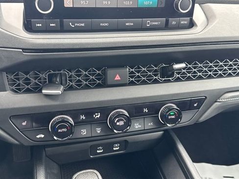 Used 2023 Honda Accord EX image 11