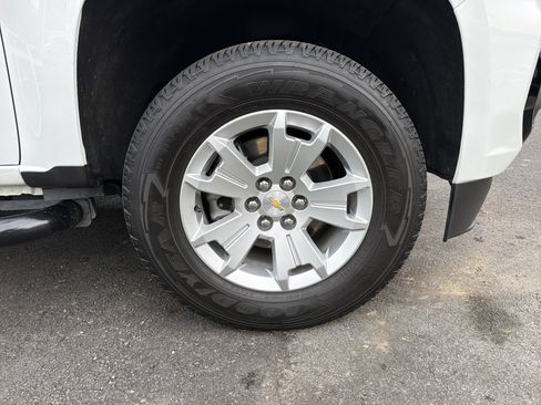 Used 2022 Chevrolet Colorado LT w/ LT Convenience Package RWD image 13