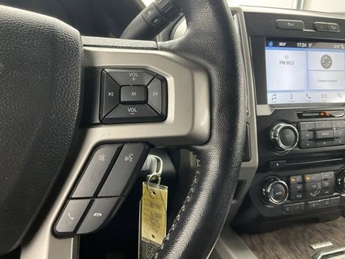 Used 2017 Ford F250 Lariat w/ FX4 Off-Road Package image 18