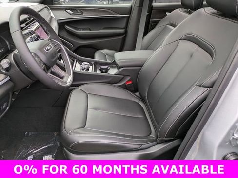 New 2025 Jeep Grand Cherokee L Limited w/ Black Appearance Package image 11