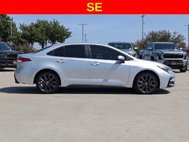 Certified 2026 Toyota Corolla SE FWD image 4
