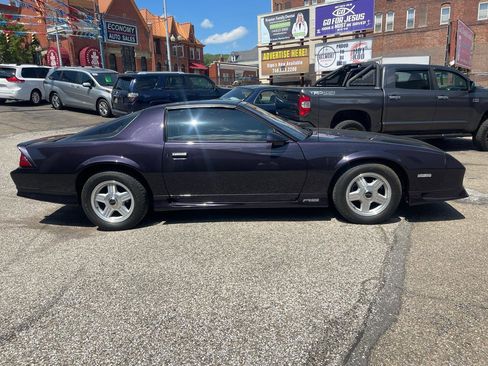 Used 1992 Chevrolet Camaro RS RWD image 6