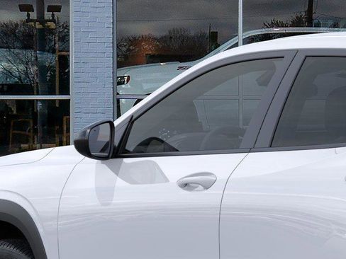 New 2026 Chevrolet Trax RS w/ Driver Confidence Package image 12