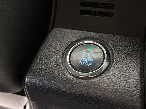 Used 2018 Ford F150 Lariat AWD/4WD image 24