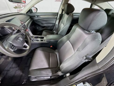 Used 2018 Honda Accord LX image 23