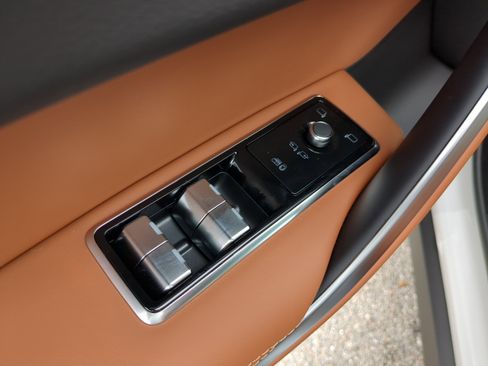 New 2026 Jaguar F-PACE R-Dynamic S image 16