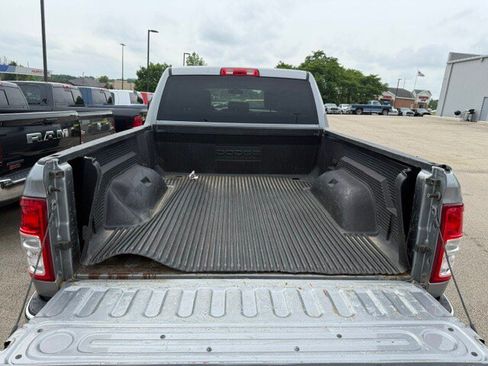 Used 2022 RAM 2500 Tradesman w/ Chrome Appearance Group AWD/4WD image 19
