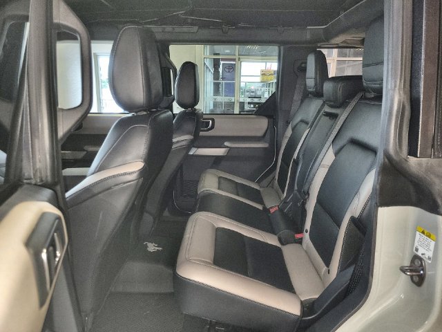 Used 2023 Ford Bronco Wildtrak AWD/4WD image 23