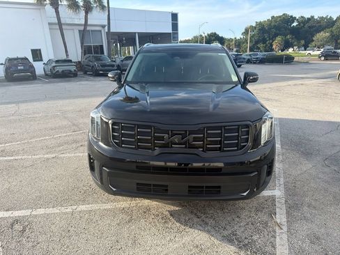 Certified 2023 Kia Telluride S w/ S Sunroof Package AWD/4WD image 3
