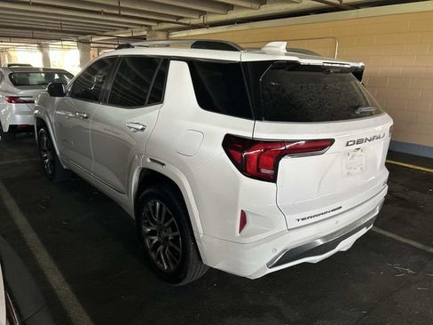 Used 2026 GMC Terrain Denali AWD/4WD image 2