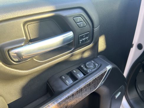 Used 2023 GMC Sierra 2500 Denali w/ Denali Ultimate Package image 15