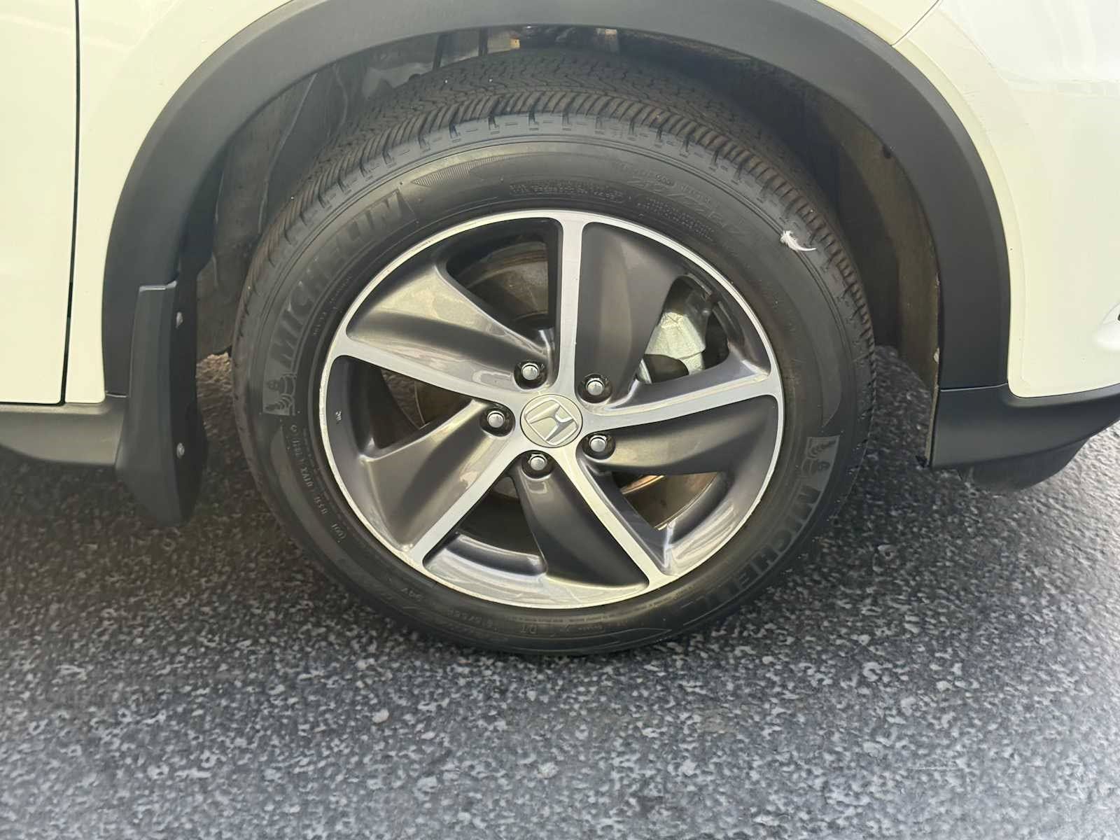 Used 2022 Honda HR-V EX image 7