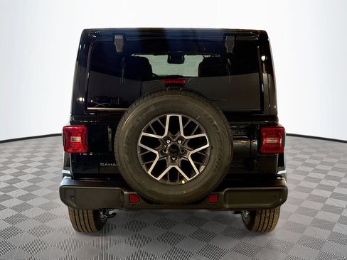 New 2026 Jeep Wrangler Unlimited Sahara AWD/4WD image 6