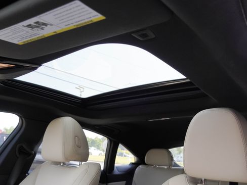 Used 2023 BMW i4 eDrive40 RWD image 14