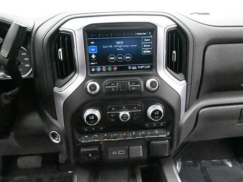 Used 2020 GMC Sierra 1500 SLT w/ SLT Premium Plus Package AWD/4WD image 15