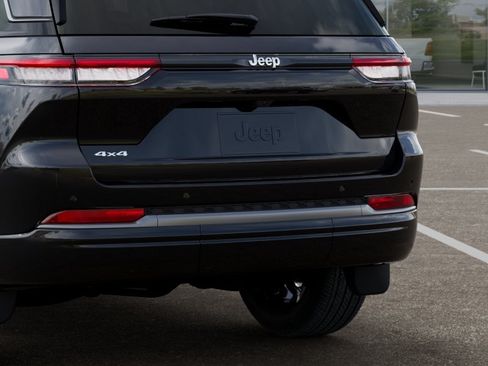 New 2026 Jeep Grand Cherokee Limited AWD/4WD image 39