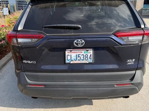 Used 2024 Toyota RAV4 XLE Premium w/ Weather Package AWD/4WD image 5