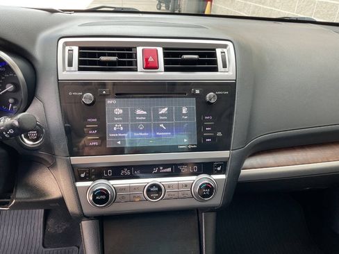 Used 2016 Subaru Outback 2.5i Limited AWD/4WD image 23