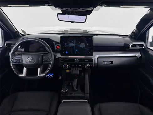 Used 2025 Toyota 4Runner TRD Sport Premium w/ Tow Technology Package AWD/4WD image 15