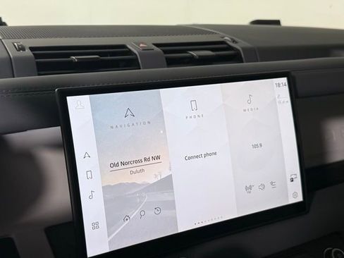 New 2025 Land Rover Defender 110 S image 16