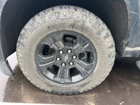 Used 2018 Chevrolet Tahoe LS image 5