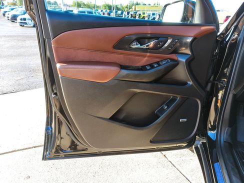 Used 2019 Chevrolet Traverse High Country w/ LPO, Floor Liner Package AWD/4WD image 9