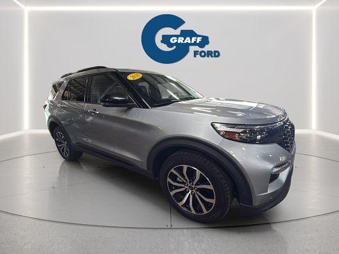 Used 2020 Ford Explorer ST AWD/4WD image 3