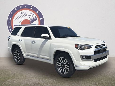 Used 2023 Toyota 4Runner Limited image 2