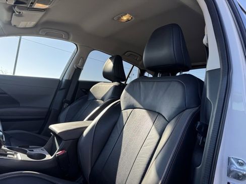 Used 2024 Subaru Crosstrek 2.5i Limited image 8