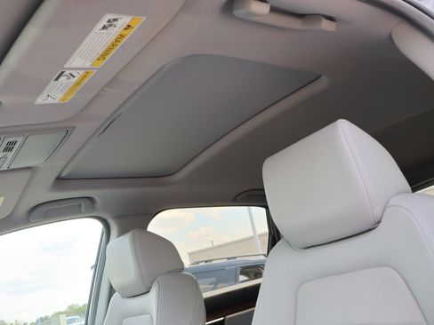 Used 2021 Honda CR-V Touring image 12