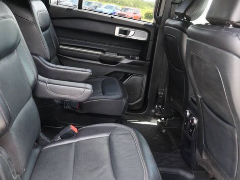 Used 2020 Ford Explorer Limited AWD/4WD image 16