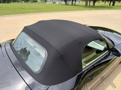 Used 2004 BMW Z4 3.0i RWD image 18