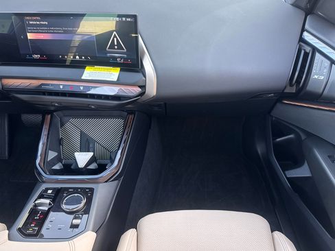 Used 2025 BMW X3 xDrive30i w/ Convenience Package image 28