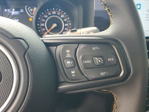 Used 2024 Jeep Wrangler Unlimited Sport AWD/4WD image 21
