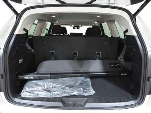 Used 2024 Subaru Ascent Premium w/ Convenience Package AWD/4WD image 19